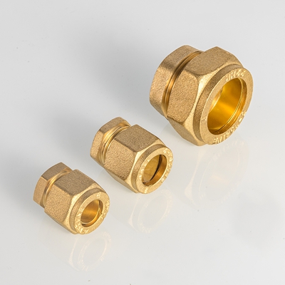 EN1254 ปลายอัดทองเหลืองปลอมแปลงสำหรับข้อต่อท่อจ่ายน้ำแรงดันต่ำ